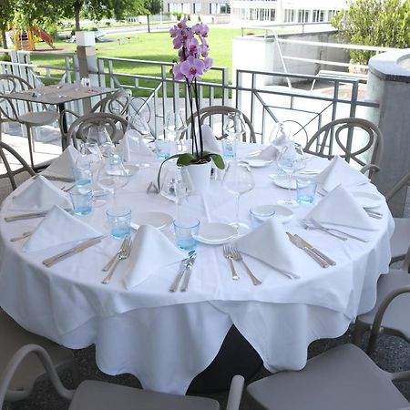 Boutique Hotel De L'Ecu Vaudois Begnins Ngoại thất bức ảnh